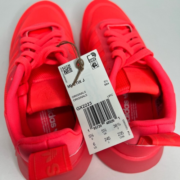 Adidas Multix Big Kid ‘Turbo’ GX2223, Boys 6/ Women’s 8 - Picture 3 of 7